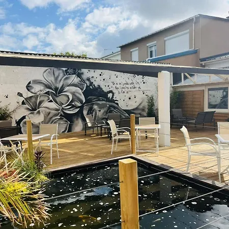 L Hemisphere Blériot-Plage